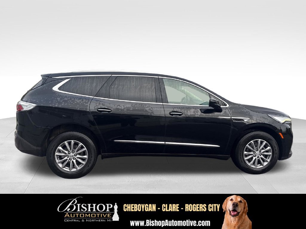 Used 2023 Buick Enclave Essence AWD/4WD image 12