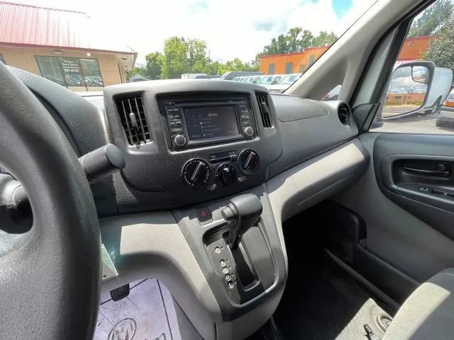 Used 2017 Nissan NV200 SV w/ Technology Package FWD image 13