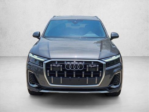 Used 2025 Audi Q7 3.0T Premium Plus AWD/4WD image 2
