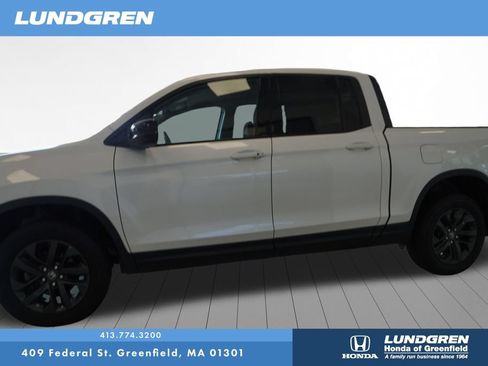 Used 2024 Honda Ridgeline Sport image 4