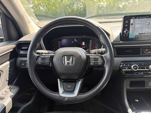Certified 2024 Honda Pilot Elite image 13