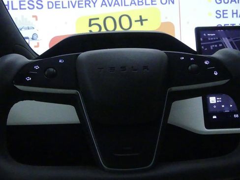 Used 2021 Tesla Model S Plaid image 17