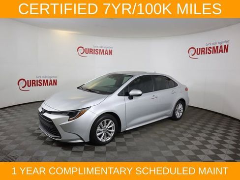 Used 2023 Toyota Corolla LE w/ LE Premium Package FWD image 4