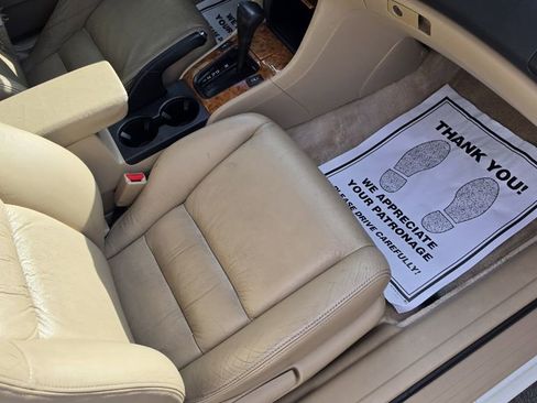 Used 2005 Honda Accord EX image 16