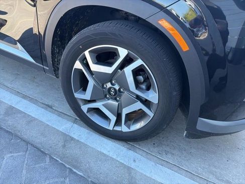 Used 2024 Hyundai Palisade Limited image 2