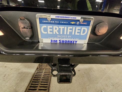 Certified 2022 GMC Sierra 1500 AT4 w/ AT4 Premium Package image 31