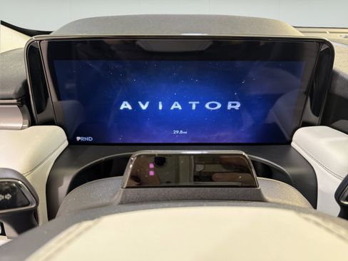 New 2026 Lincoln Aviator 2WD image 16