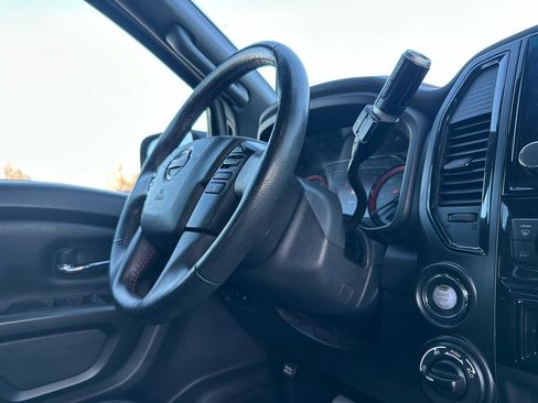 Used 2021 Nissan Titan PRO-4X w/ Off Road Protection Package image 18