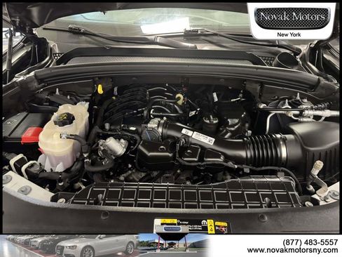 Used 2023 Jeep Grand Cherokee Limited image 13