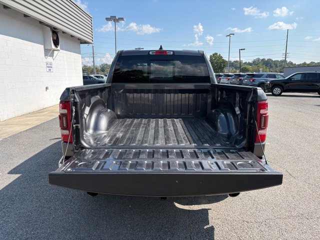 Used 2022 RAM 1500 Laramie AWD/4WD image 29