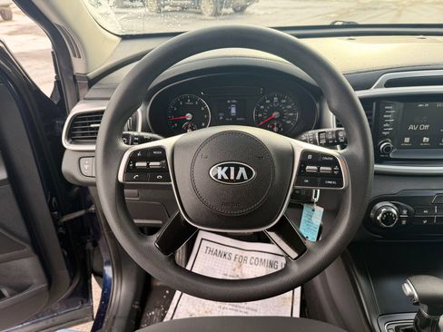 Used 2020 Kia Sorento AWD V6 image 12
