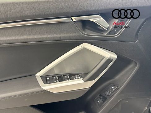 Used 2025 Audi Q3 2.0T Premium w/ Convenience Package image 32