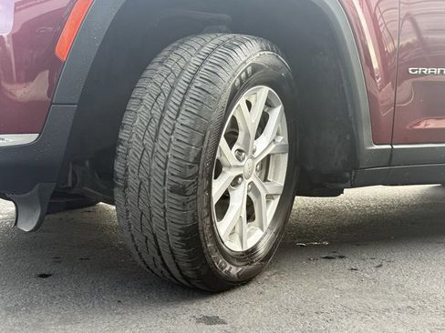 Used 2023 Jeep Grand Cherokee L Limited image 34