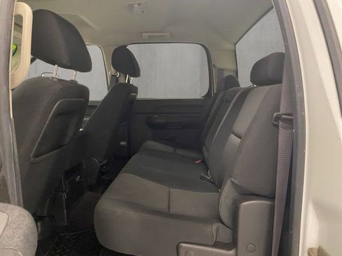 Used 2013 Chevrolet Silverado 3500 LT w/ Interior Plus Package AWD/4WD image 6