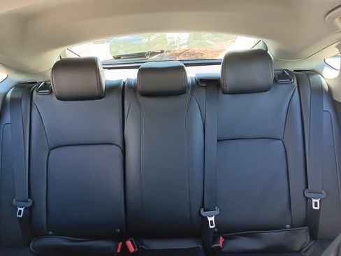 Used 2025 Acura Integra FWD image 13