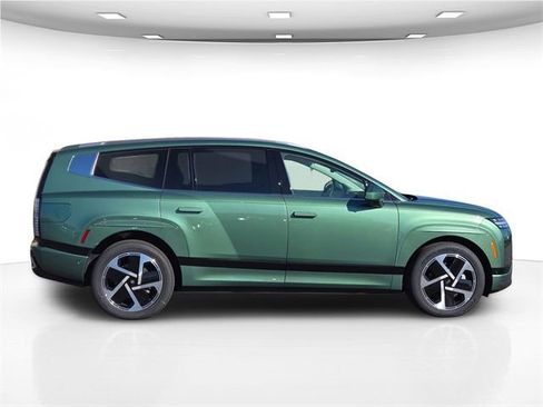 New 2026 Hyundai Ioniq 9 Calligraphy image 11