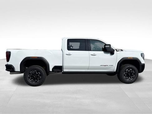 New 2026 GMC Sierra 2500 AT4X w/ LPO, Black Badging Package AWD/4WD image 6