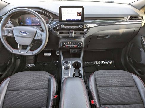 Used 2024 Ford Escape ST-Line w/ Cold Weather Package image 15