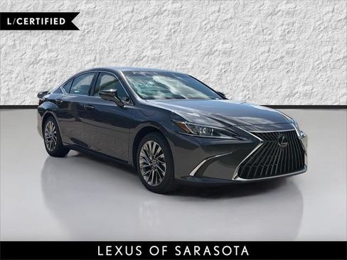 Used 2024 Lexus ES 300h w/ Technology Package FWD image 1