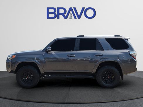 Used 2023 Toyota 4Runner SR5 Premium w/ Moonroof Package AWD/4WD image 2