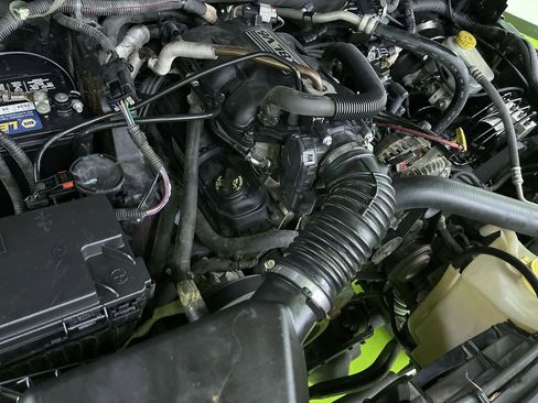 Used 2008 Jeep Wrangler Unlimited Rubicon w/ Dual Top Group image 29