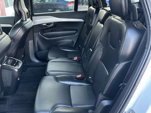 Used 2018 Volvo XC90 T5 Momentum w/ Convenience Package image 14