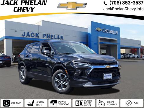 Used 2025 Chevrolet Blazer LT FWD image 1