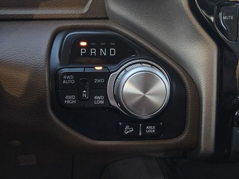 Used 2020 RAM 1500 Laramie image 28