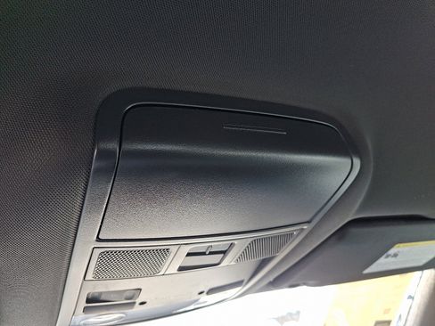 Used 2012 Volkswagen Beetle Turbo image 23