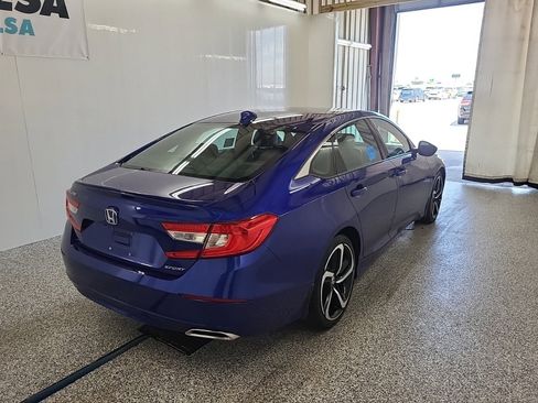 Used 2020 Honda Accord Sport image 6