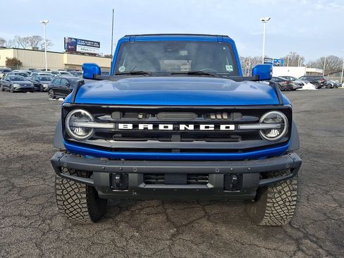 Used 2023 Ford Bronco Outer Banks w/ Sasquatch Package image 2