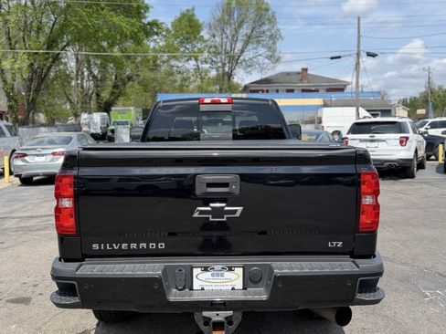 Used 2019 Chevrolet Silverado 3500 LTZ w/ Duramax Plus Package image 7