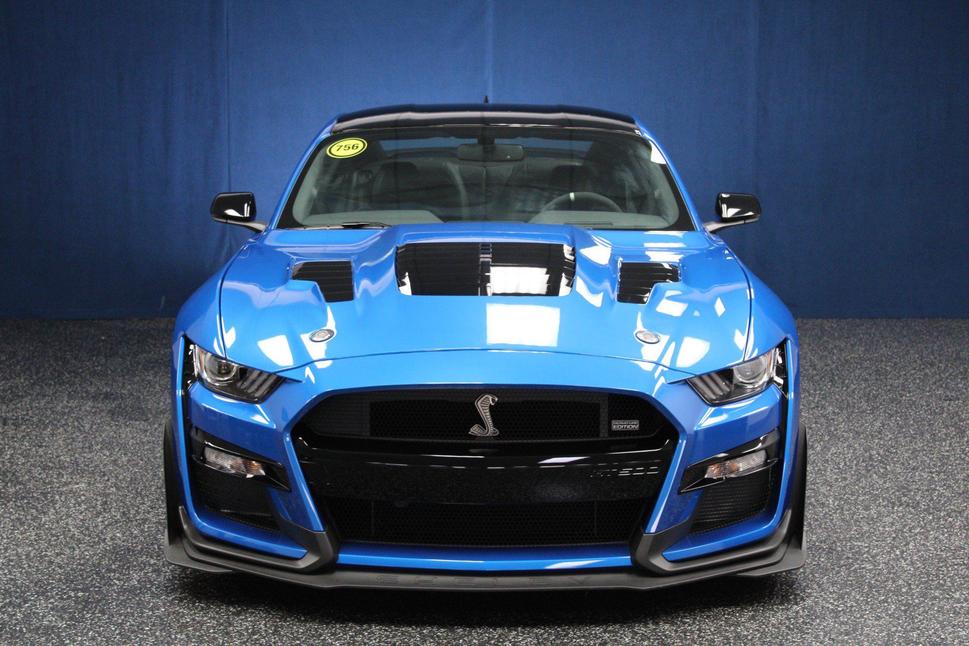 Used 2020 Ford Mustang Shelby GT500 w/ Technology Package RWD image 4
