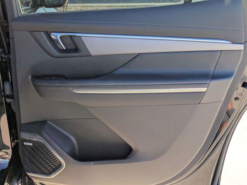 Used 2025 Buick Enclave Sport Touring image 26