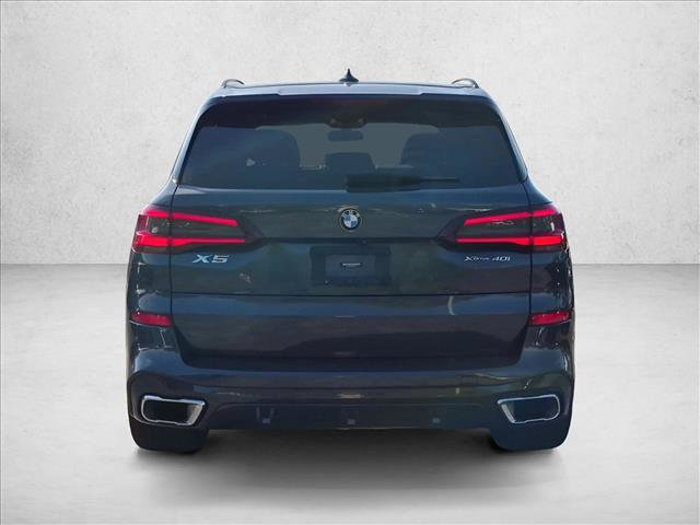 Used 2022 BMW X5 xDrive40i w/ M Sport Package AWD/4WD image 6