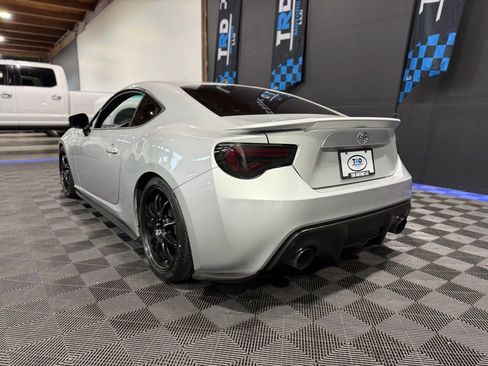 Used 2013 Scion FR-S 10 Series image 3