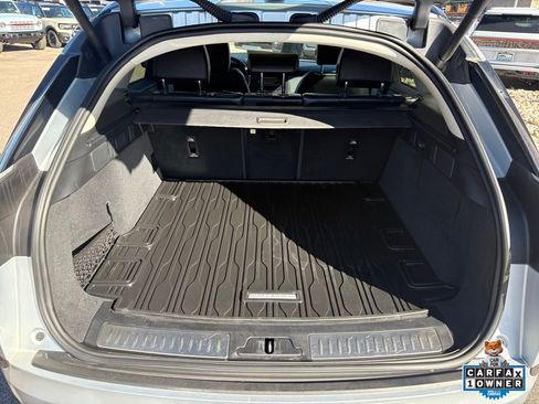 Used 2024 Land Rover Range Rover Velar S image 15