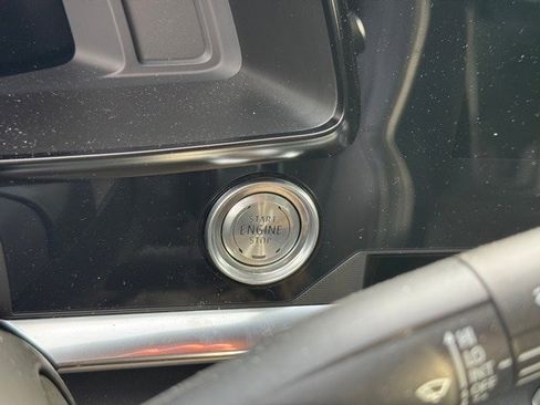 Used 2023 Chevrolet Corvette Stingray Coupe image 32