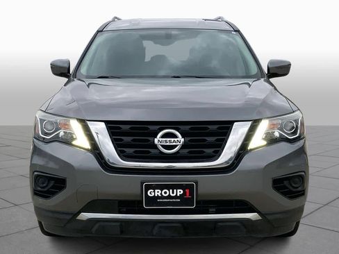 Used 2017 Nissan Pathfinder S image 3