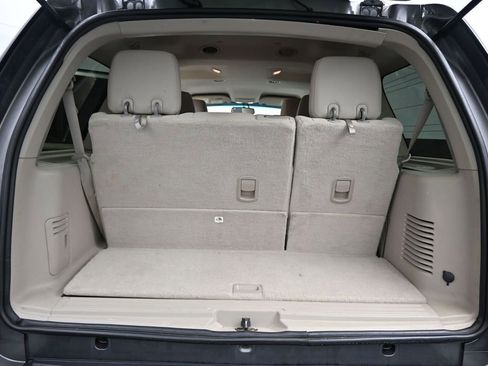 Used 2014 Ford Expedition XLT AWD/4WD image 28