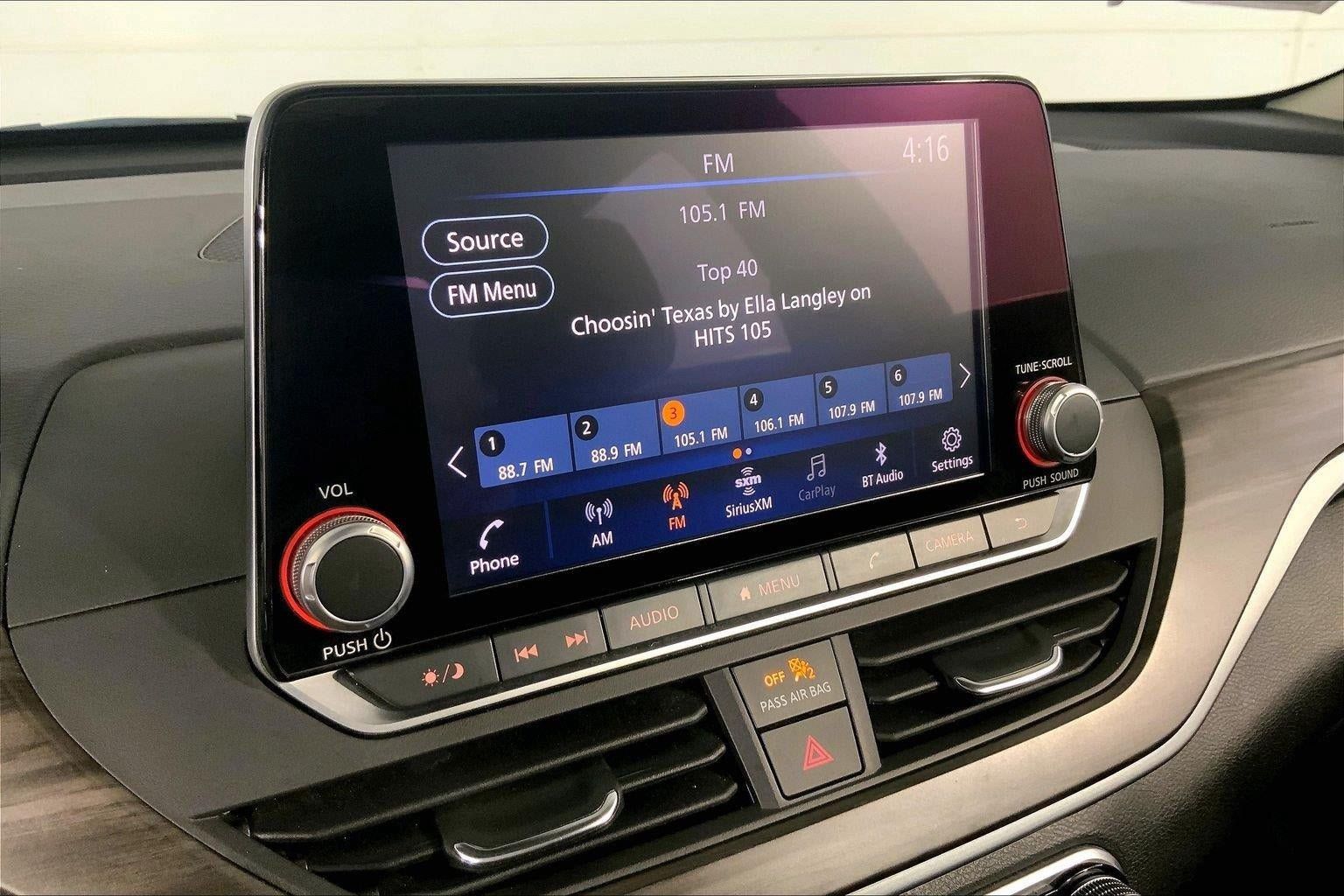 Used 2025 Nissan Altima 2.5 SV FWD image 6