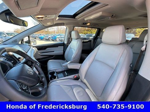 Certified 2024 Honda Odyssey Touring image 16