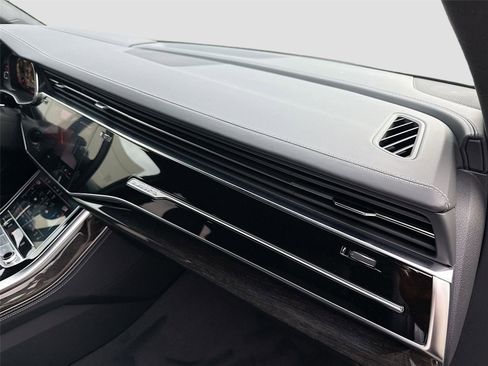New 2026 Audi Q7 3.0T Prestige image 30