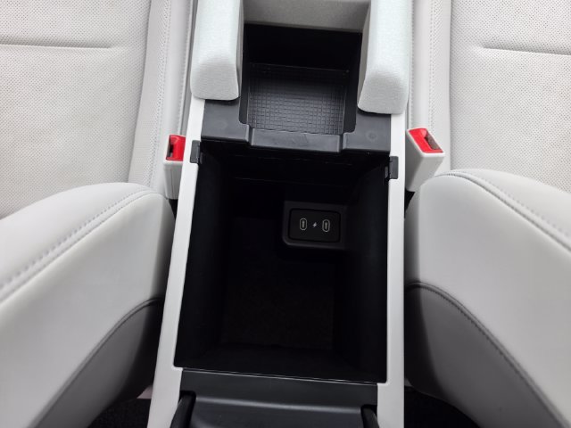 Used 2023 Hyundai Ioniq 6 Limited AWD/4WD image 43