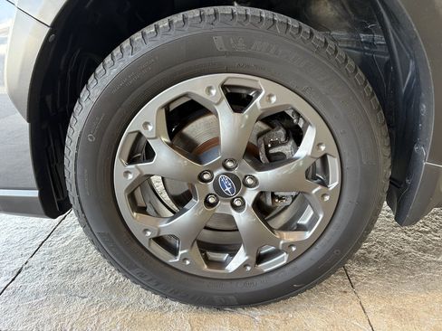 Used 2021 Subaru Crosstrek 2.5i Sport AWD/4WD image 10