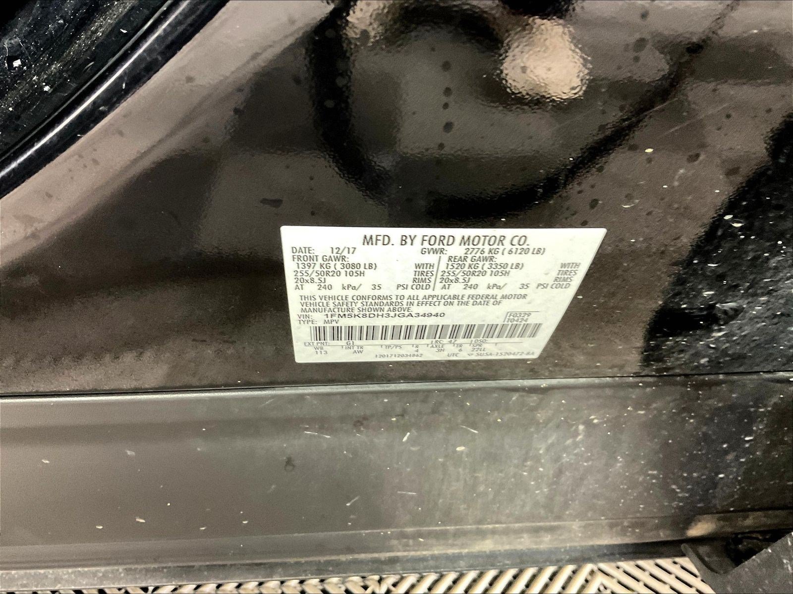 Used 2018 Ford Explorer XLT w/ Equipment Group 202A AWD/4WD image 19