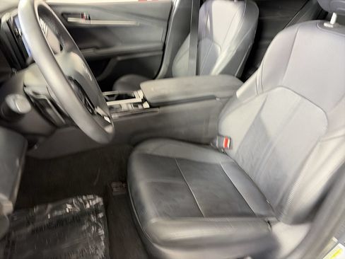 Used 2025 Toyota Camry XSE FWD image 18