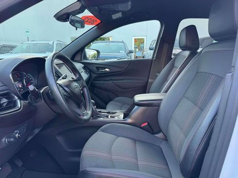 Used 2023 Chevrolet Equinox RS AWD/4WD image 16