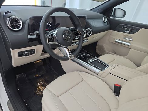 New 2026 Mercedes-Benz GLA 250 image 16