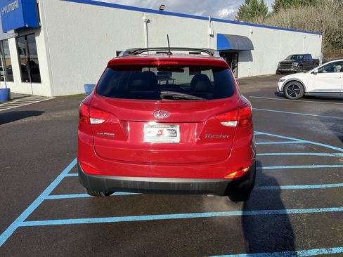 Used 2012 Hyundai Tucson GLS image 4